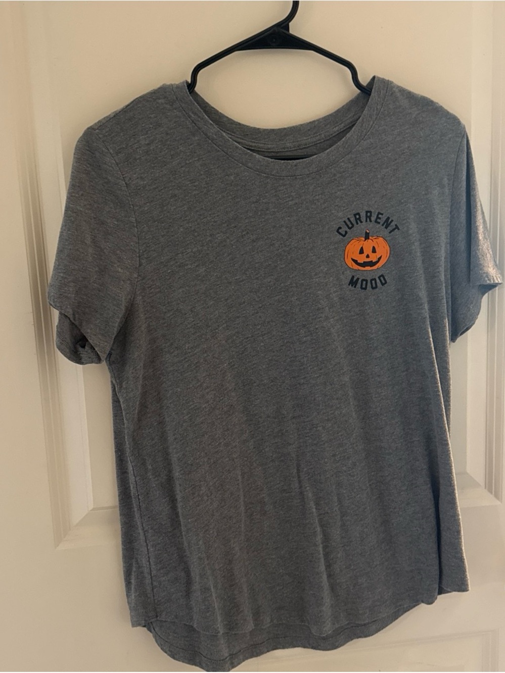 Gray 'Current Mood' Pumpkin Graphic Tee